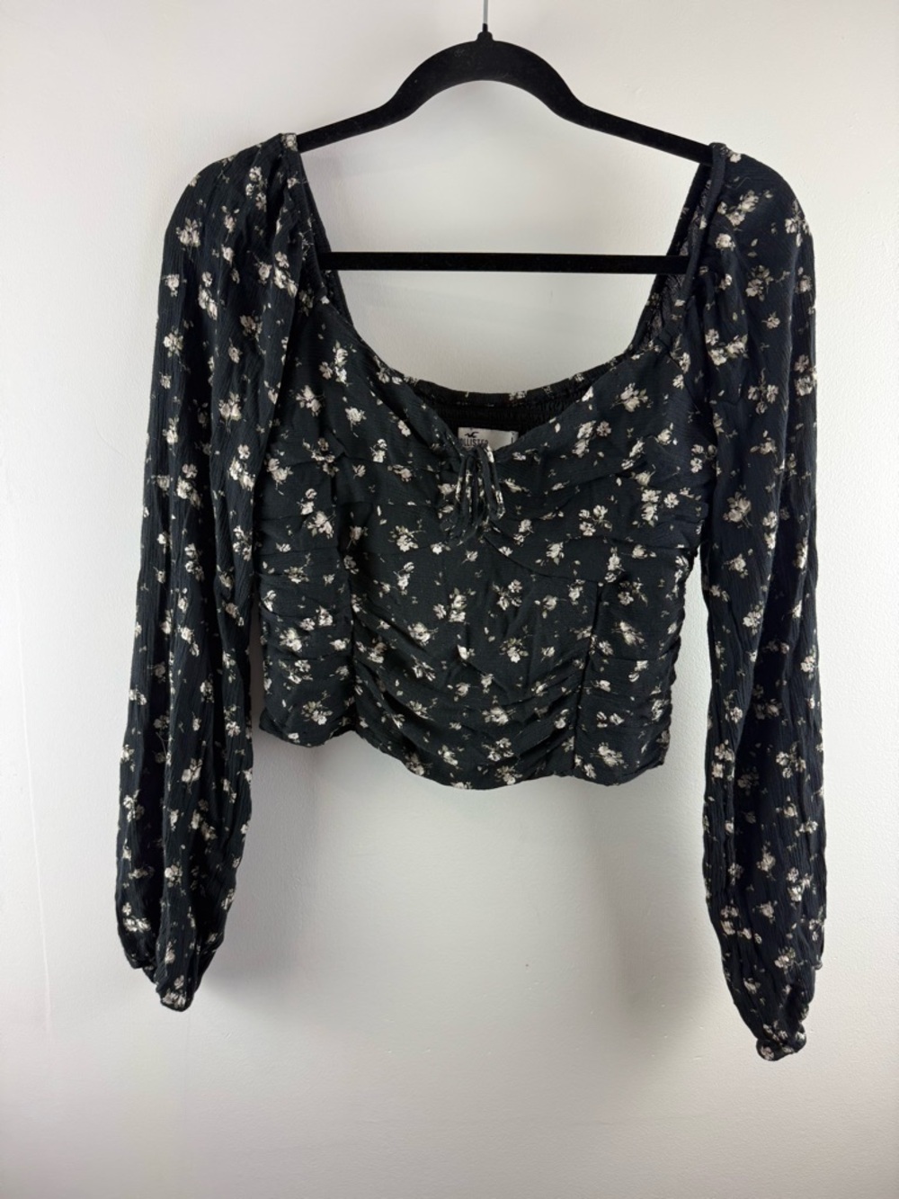 Hollister Black Floral Smocked Milkmaid Crop Top Blouse Size Large L